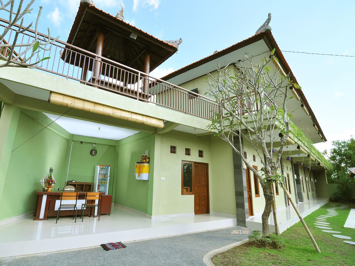Cempaka Mas Guesthouse Kuta Lombok Eksteriør bilde